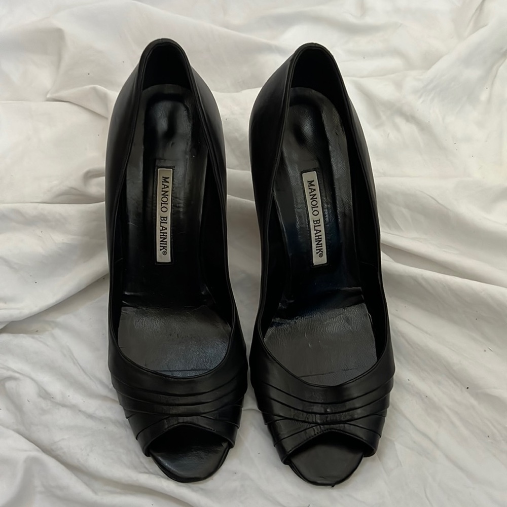 Manolo Blahnik peep toe sandal heels black size 41